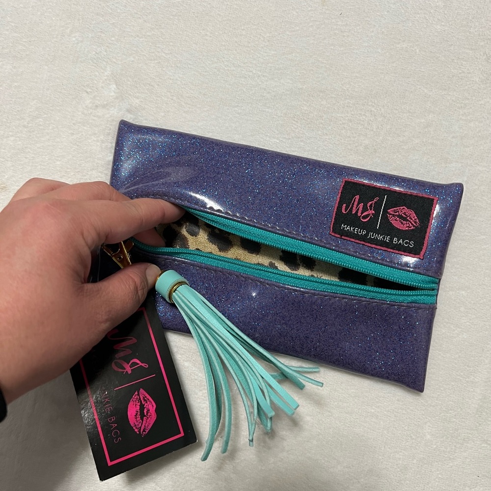 Make up junkie bag